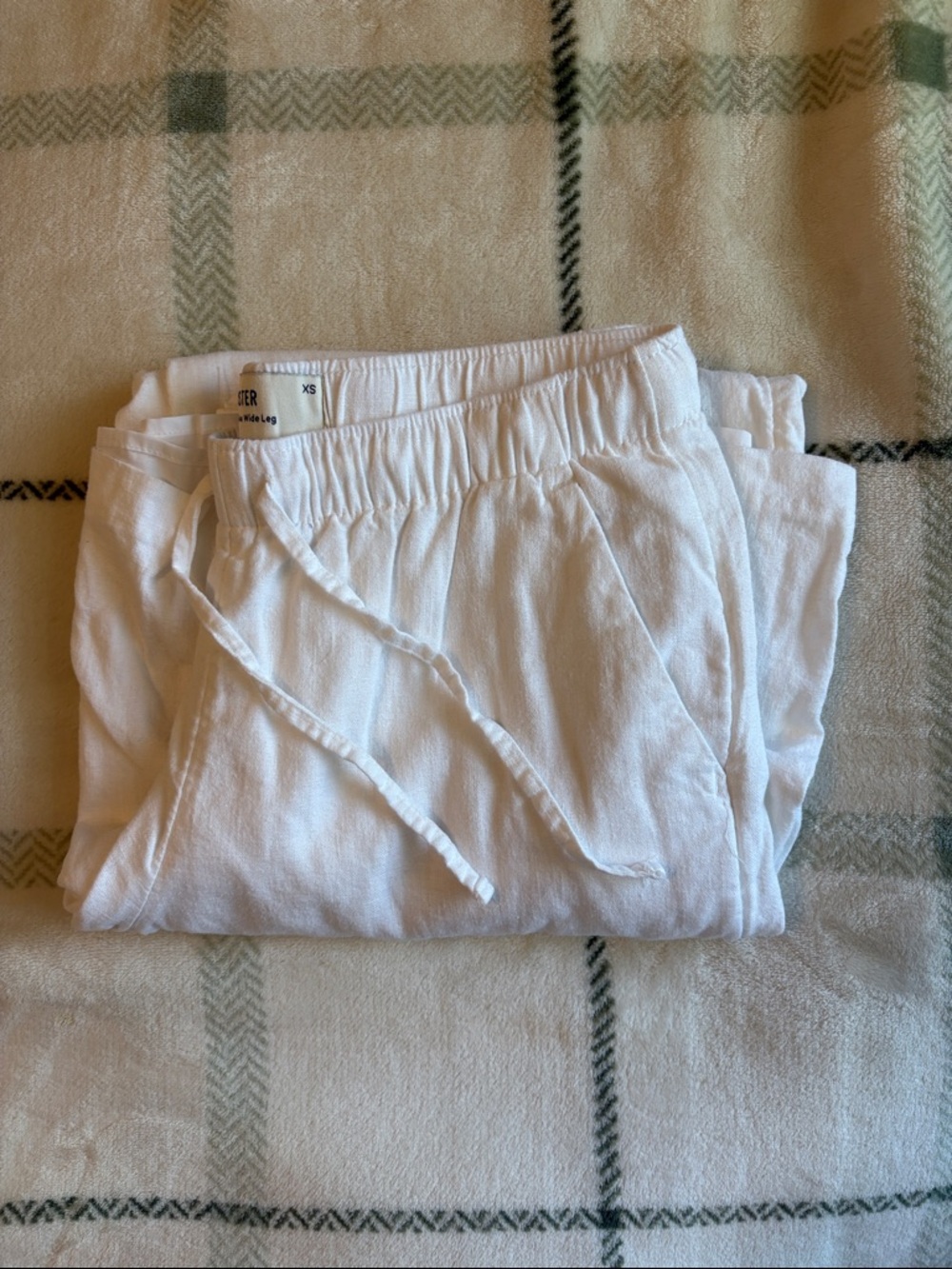 Hollister White Relaxed Linen-Blend Drawstring Pants